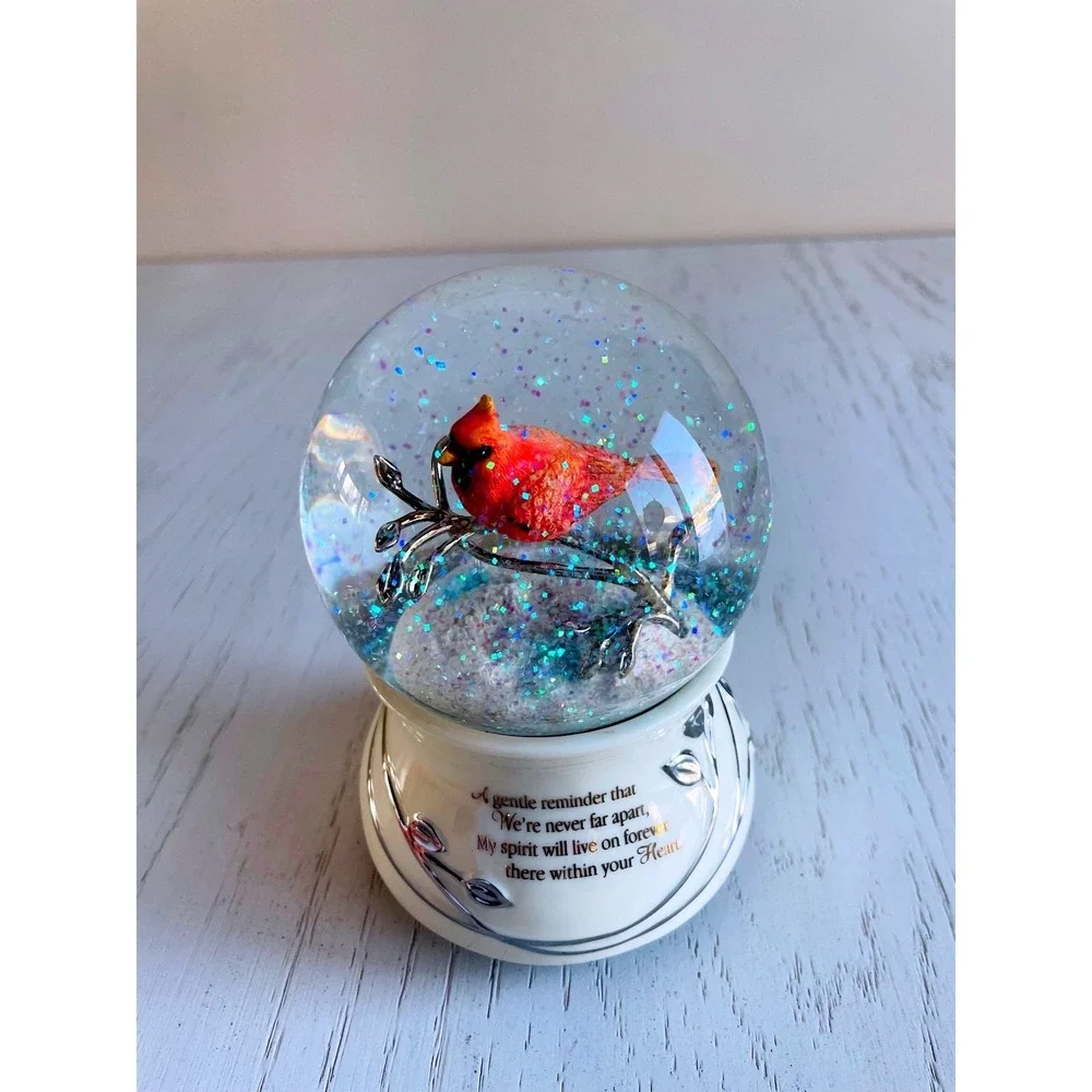 2016 The Bradford Exchange MESSENGER FROM HEAVEN Cardinal‎ Musical Glitter Globe